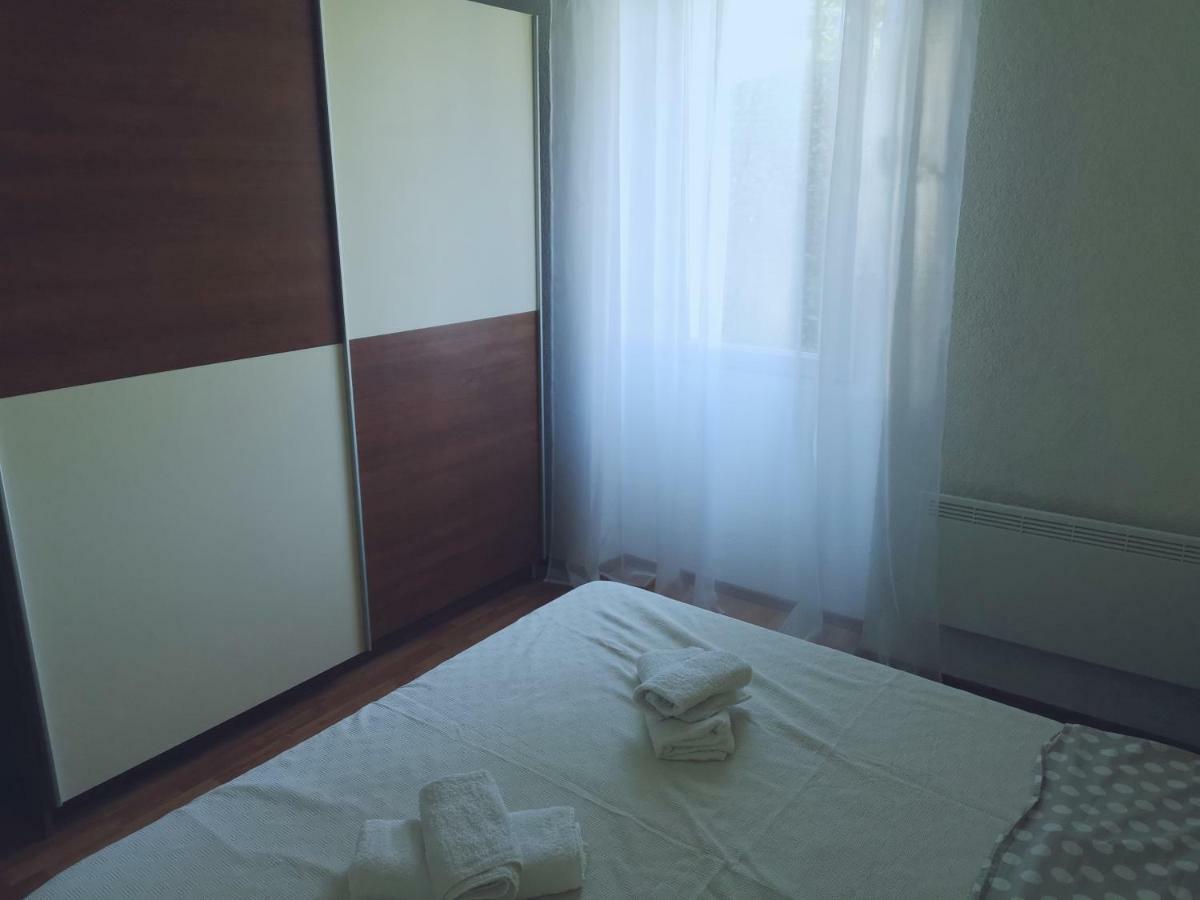 App Emona Apartamento Bašanija Exterior foto