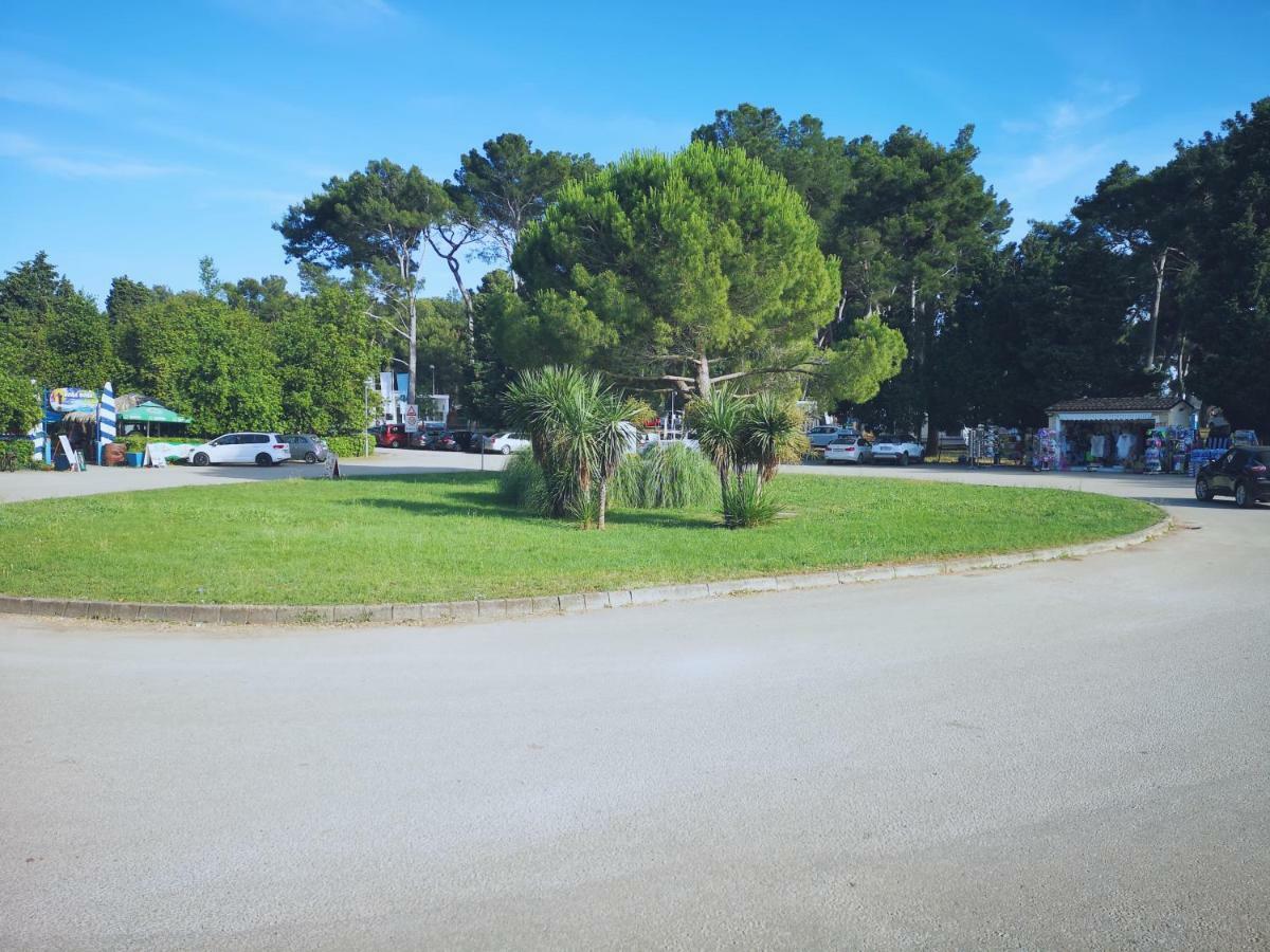 App Emona Apartamento Bašanija Exterior foto